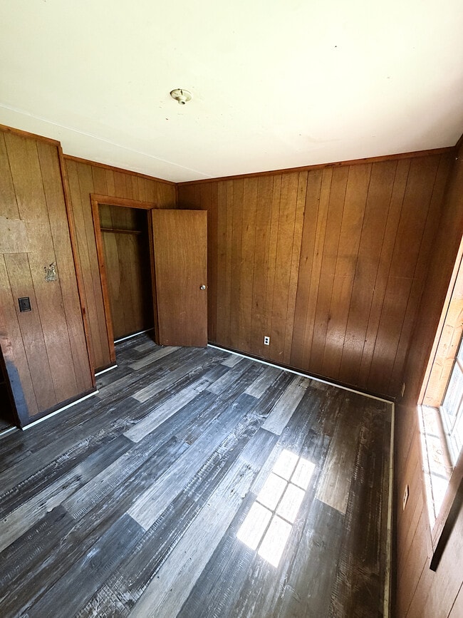 Photo - 1620 3rd Ave N