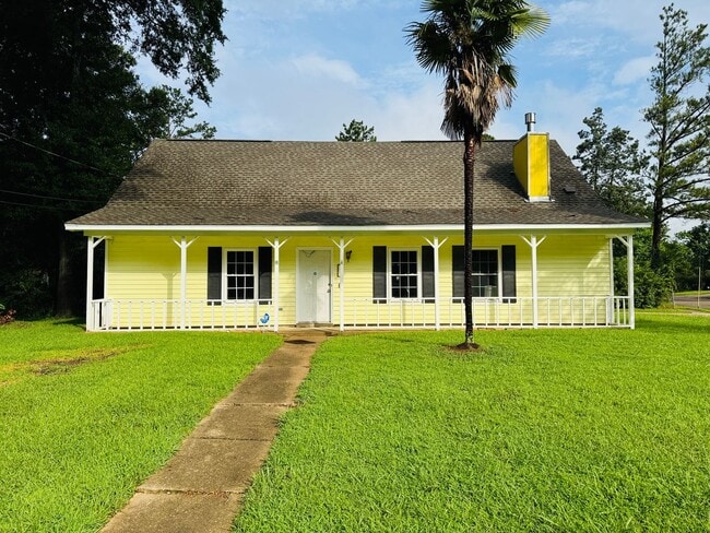 Discover your dream 4-Bedroom home today! - Discover your dream 4-Bedroom home today!