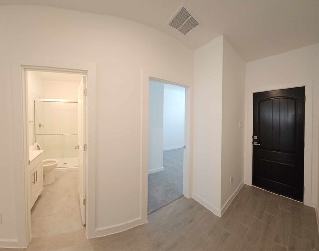 Photo - 8430 Bay Oaks Dr