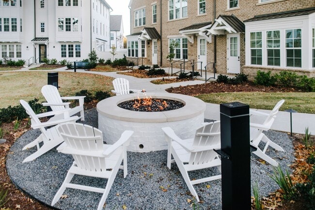 24/7 Fire Pit - The Water Tower District at Schilling Farms