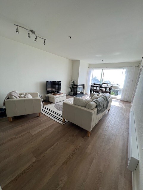 Photo - 524 Monterey Rd Unit 1