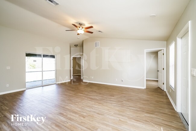 Photo - 2023 Grayson Ave