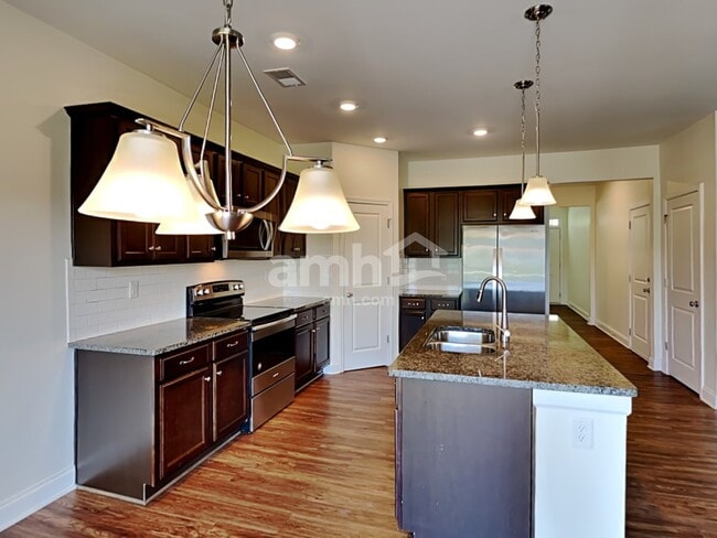 5150 Smithbriar Dr