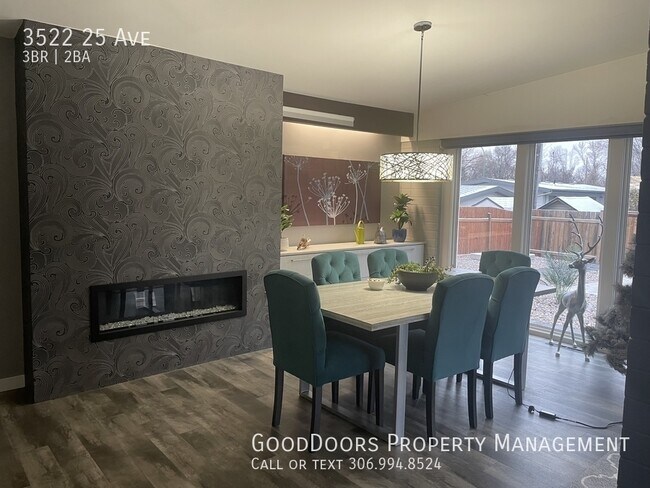 Photo - 3522-3525 25 Ave