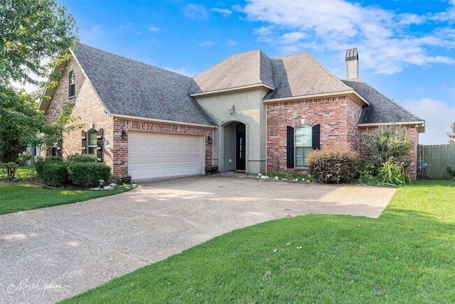 Building Photo - 244 Gloucester Dr