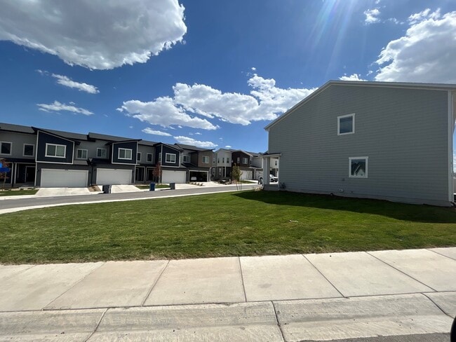 Photo - 1508 W Charmer Ln