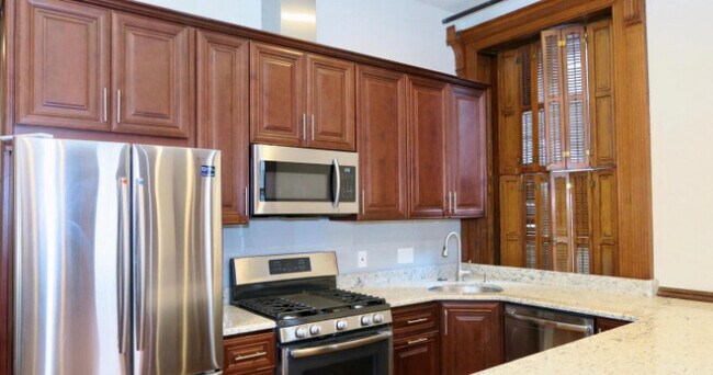 Photo - 2029 Walnut St