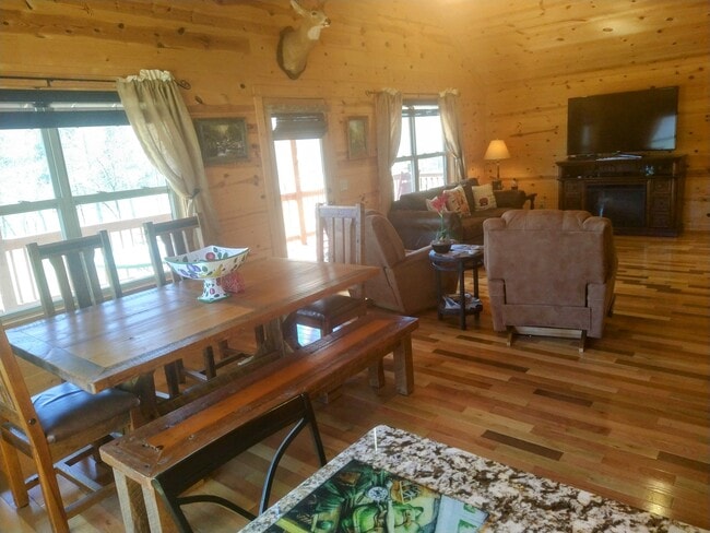 Photo - 1509 Cat Gap Rd