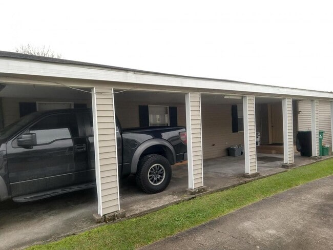 Photo - 1528 Avenue A