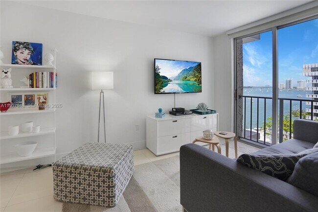 Photo - 800 West Ave Unit 809