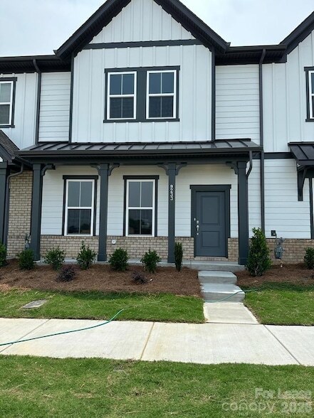 Building Photo - 9233 Harwen Ln