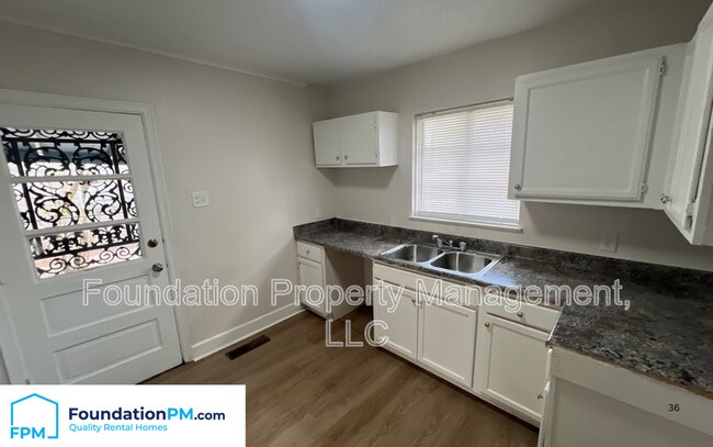 Photo - 2143 Vollintine Ave