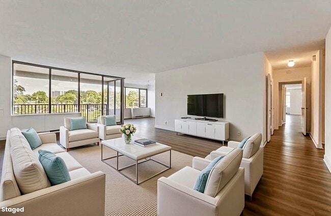 Building Photo - 6 Horizon Rd N Unit 310