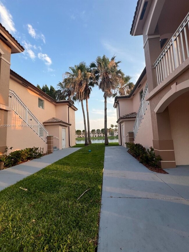 1250 SE 26th St Unit 101