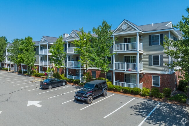 Building Photo - Carlton Oaks Rental
