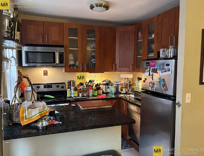Building Photo - 296 Cambridge St Unit 8 Rental