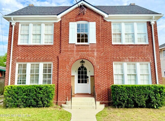 Photo - 3110 Oak St House