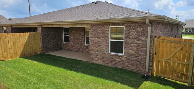 Building Photo - 6813 NW Toby St