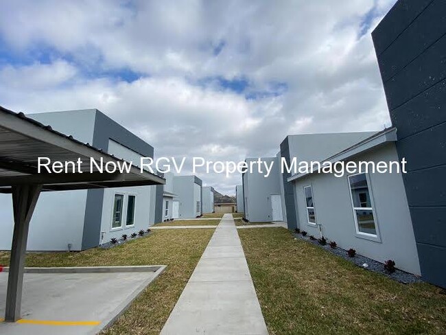 Photo - 1002 N Glasscock Rd Unit 3