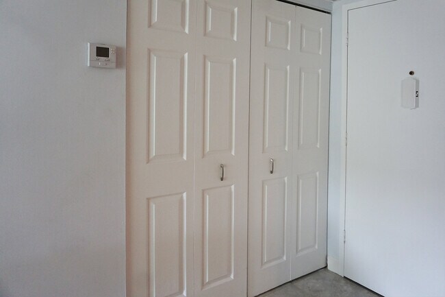 Photo - 2751 Taft St Unidad 405