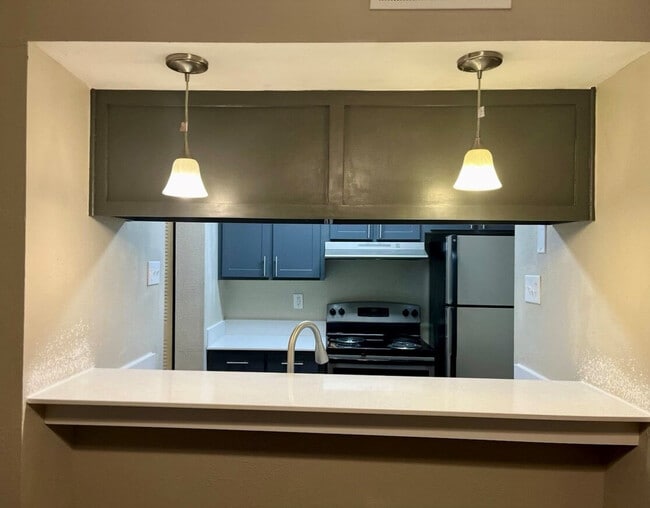 Photo - Pelham Apartments