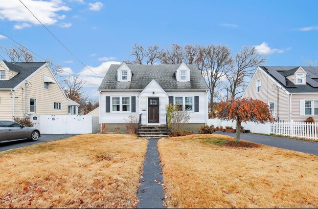 Photo - 1986 Broadbridge Ave House