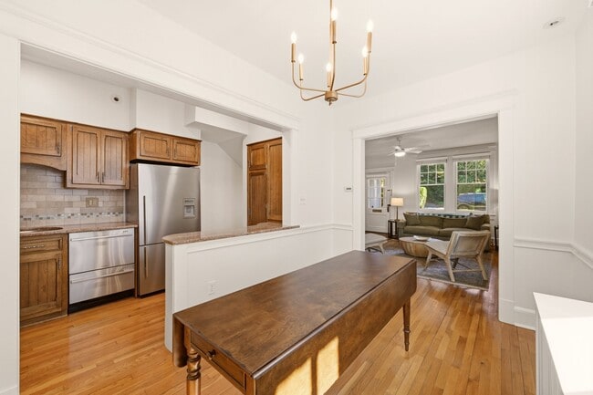 Photo - 5168 Fulton St NW