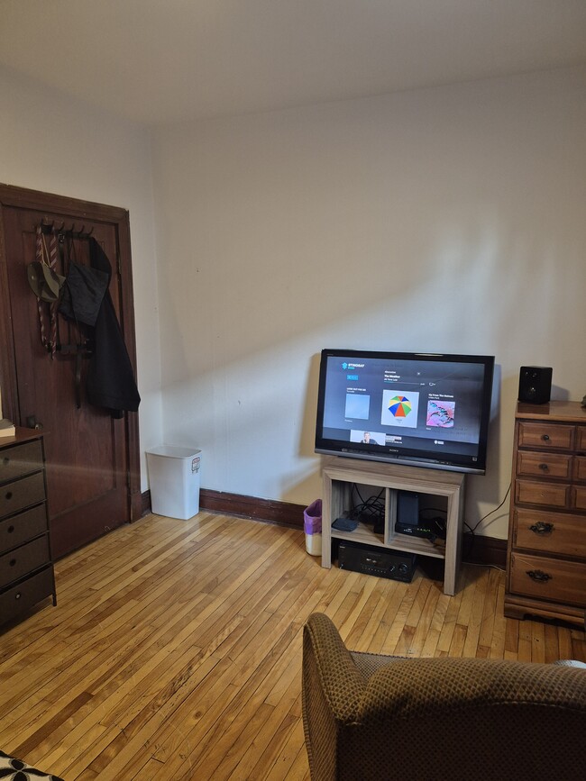 Photo - 1272 Boul René-Lévesque