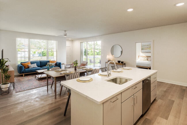 Photo - Heyday Oak Creek