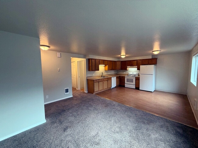 Photo - 1047 8th Ave Unit 101