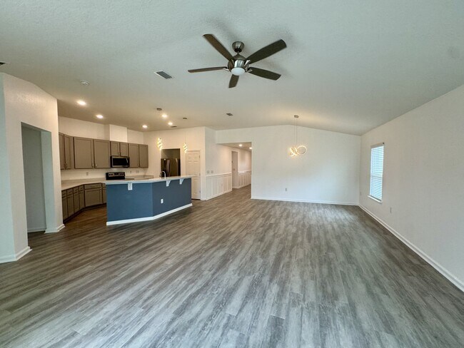 Photo - 14916 Durbin Cove Way