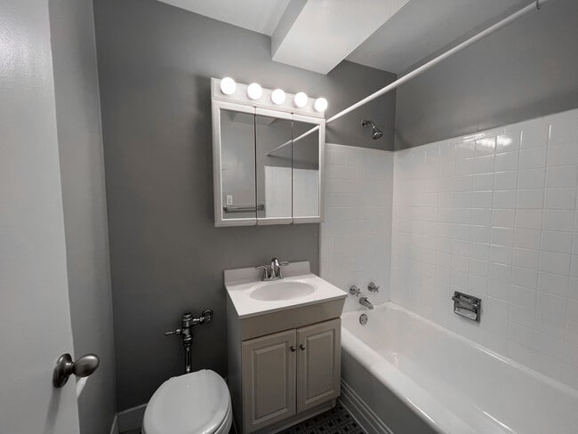 Photo - Main Station Apartments