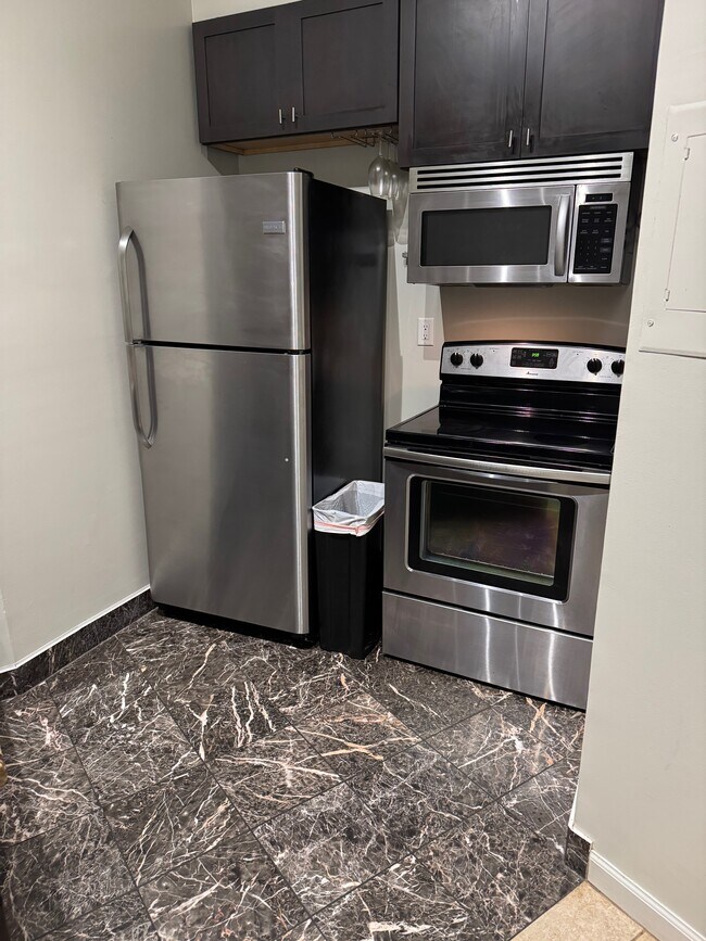 Photo - 1088 Bishop St Unidad 203