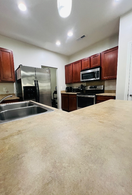 Photo - 335 Flyway Rd