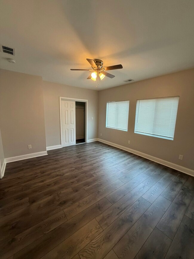 Photo - 738 M St