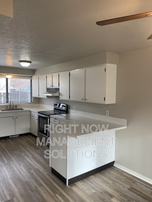 Photo - 1510 Storey St