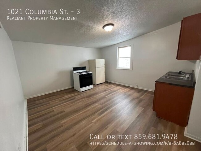 Photo - 1021 Columbia St Unit 3