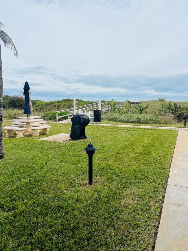 Photo - 4800 Ocean Beach Blvd Unidad 219