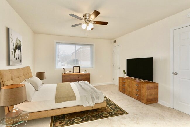 Landon Court Apartments