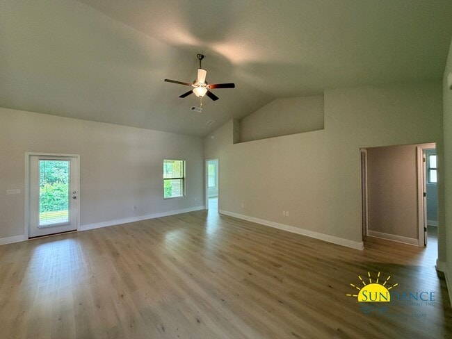 Photo - Beautiful 4-Bedroom Home in Quiet Crestview Cul-de-Sac!