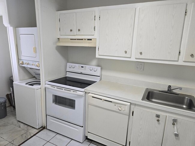 Photo - 8060 Colony Cir N Unit 203