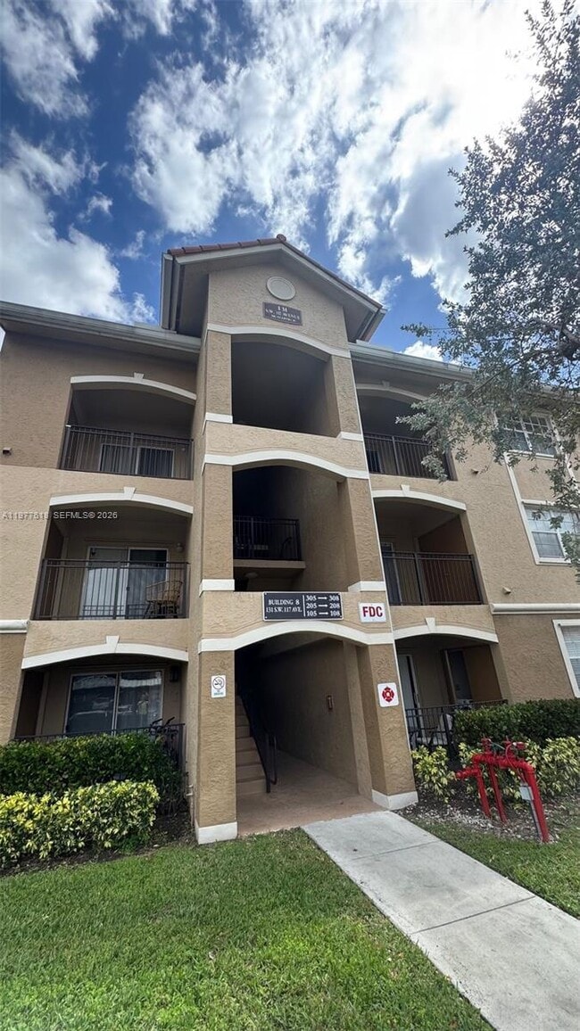Building Photo - 131 SW 117th Ave Unit 8305