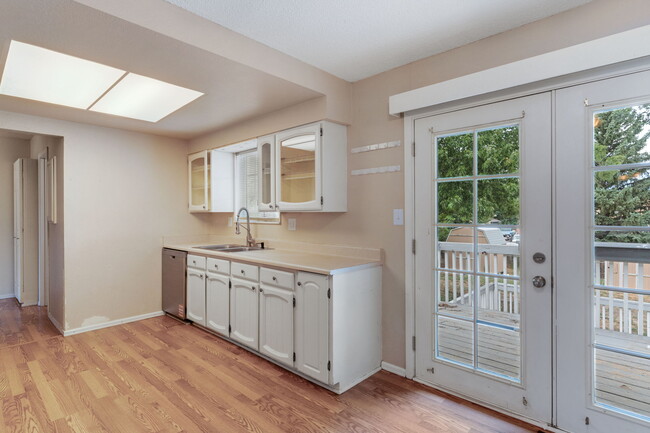 Photo - 3940 Oberding Dr