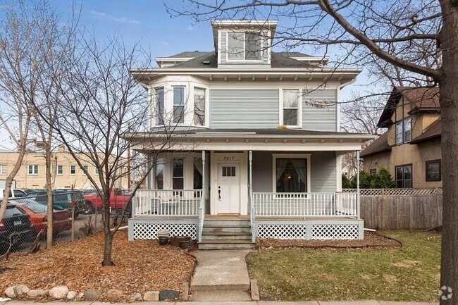 Building Photo - 3017 Harriet Ave Rental