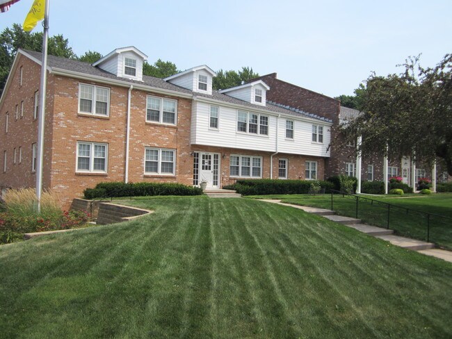 Photo - Sandra Ann Apartments