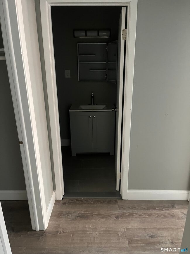 Photo - 116 Elizabeth St Unit B6