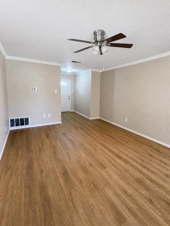 Photo - 1105 Green Meadow Dr