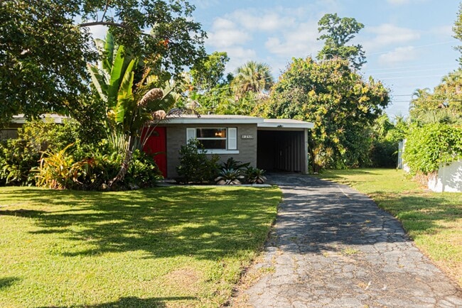 Photo - Annual Rental – Pet-Friendly Charming Napl...