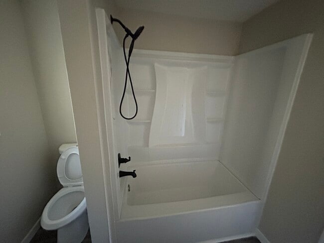 Photo - 1602 E Hazel Ave