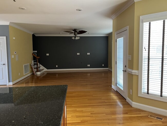 Photo - 101 Bellechasse Way